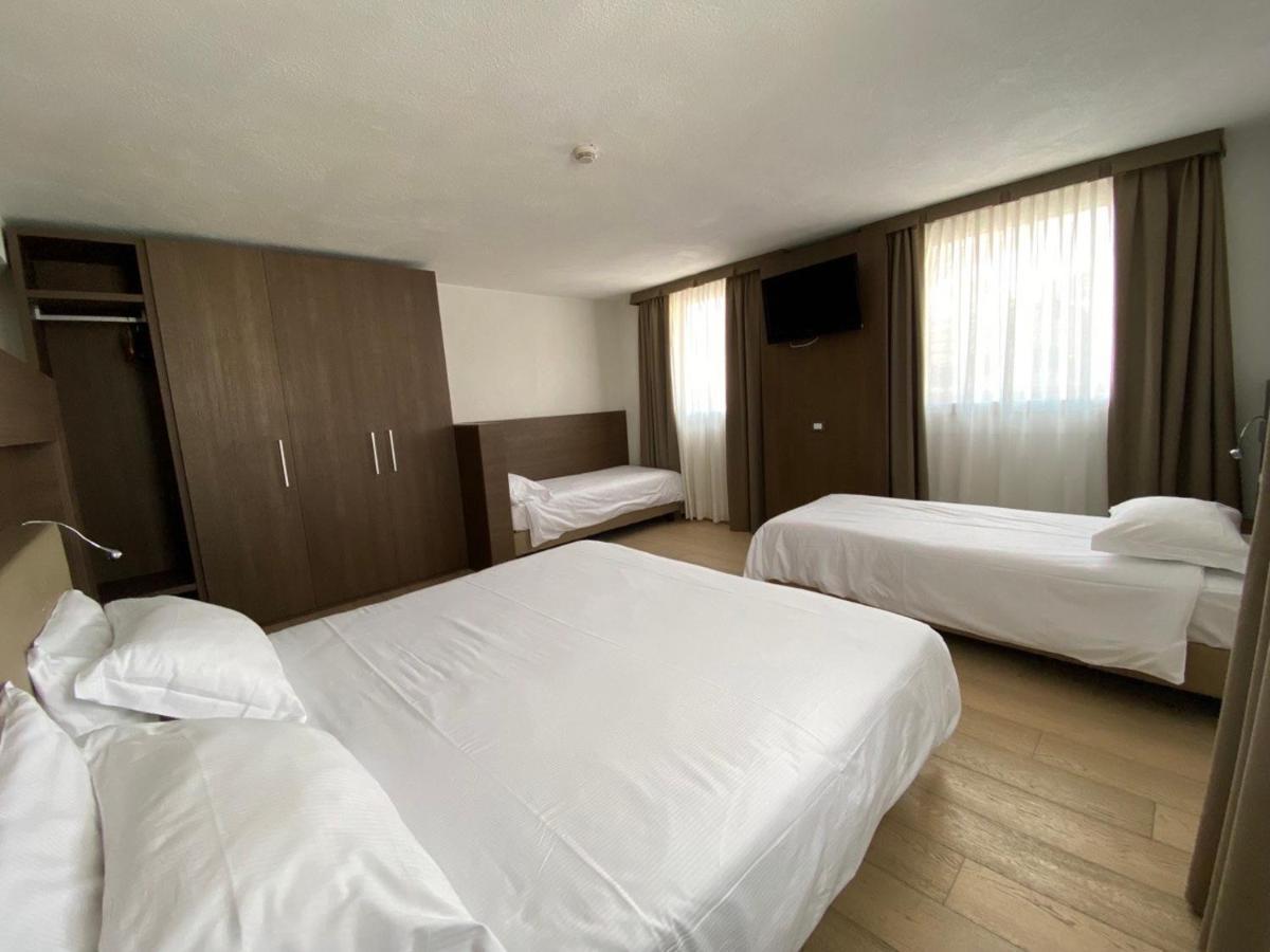 Grand Hotel Miramonti Passo del Tonale Habitación foto